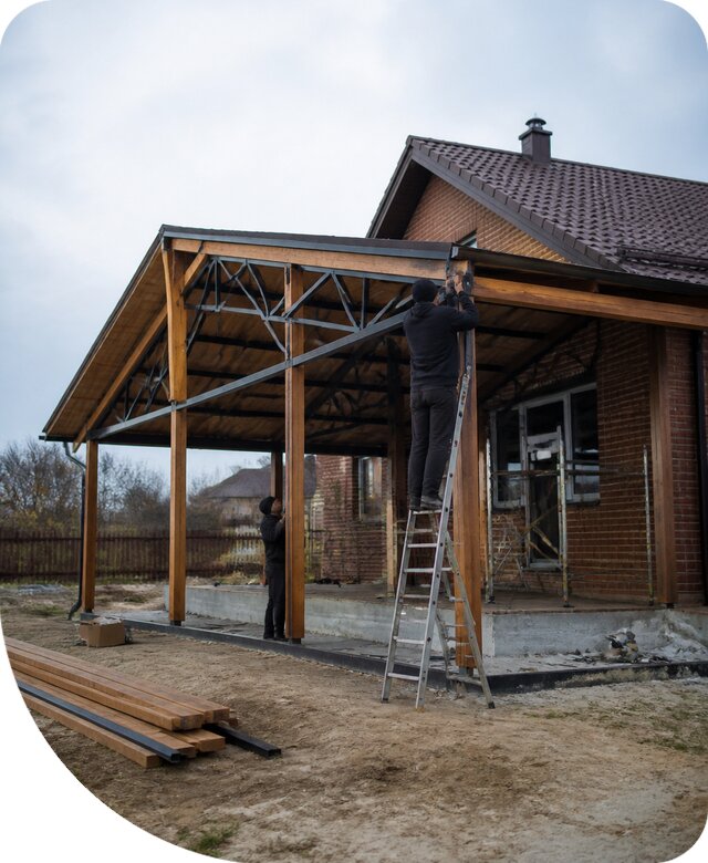 Пристройка навеса к дому и участку в Красноуфимске под ключ